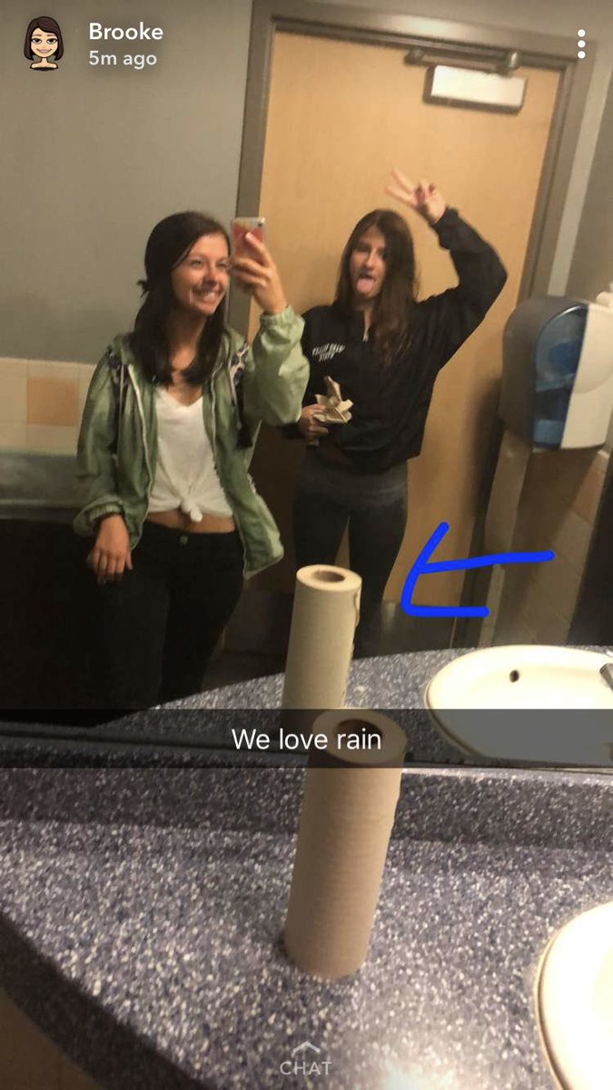 Happy Birthday to my best friend! I don’t know what I would do if you weren’t my roommate. You are the sister I never had n I love you so much❤️❤️ I’m so happy I get to celebrate with you all day!! @brooke6713