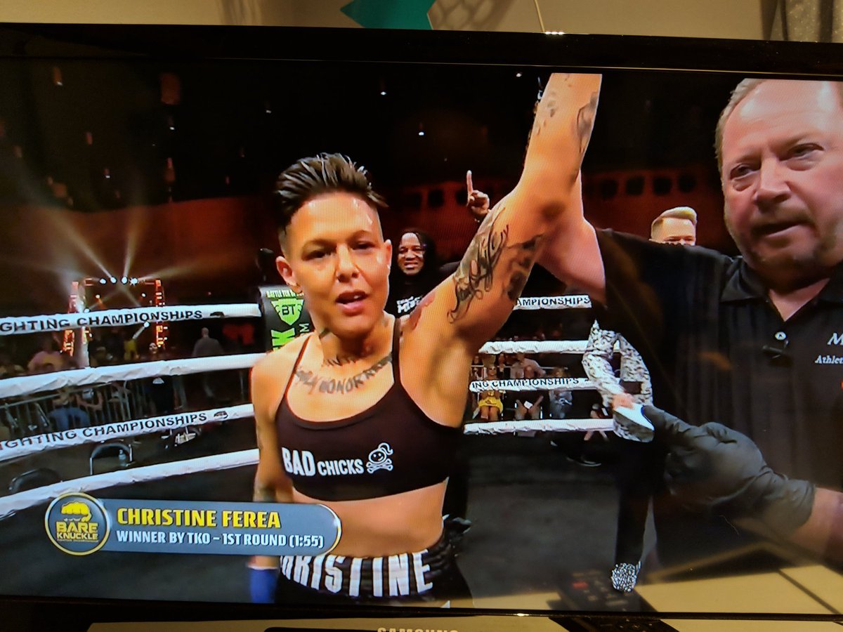JLANewYork84's tweet photo. Wow, just wow @ChristineFerea  WHAT A FINISH! @FiteTV @bareknucklefc @SusanCingari https://t.co/purlHhtGp6