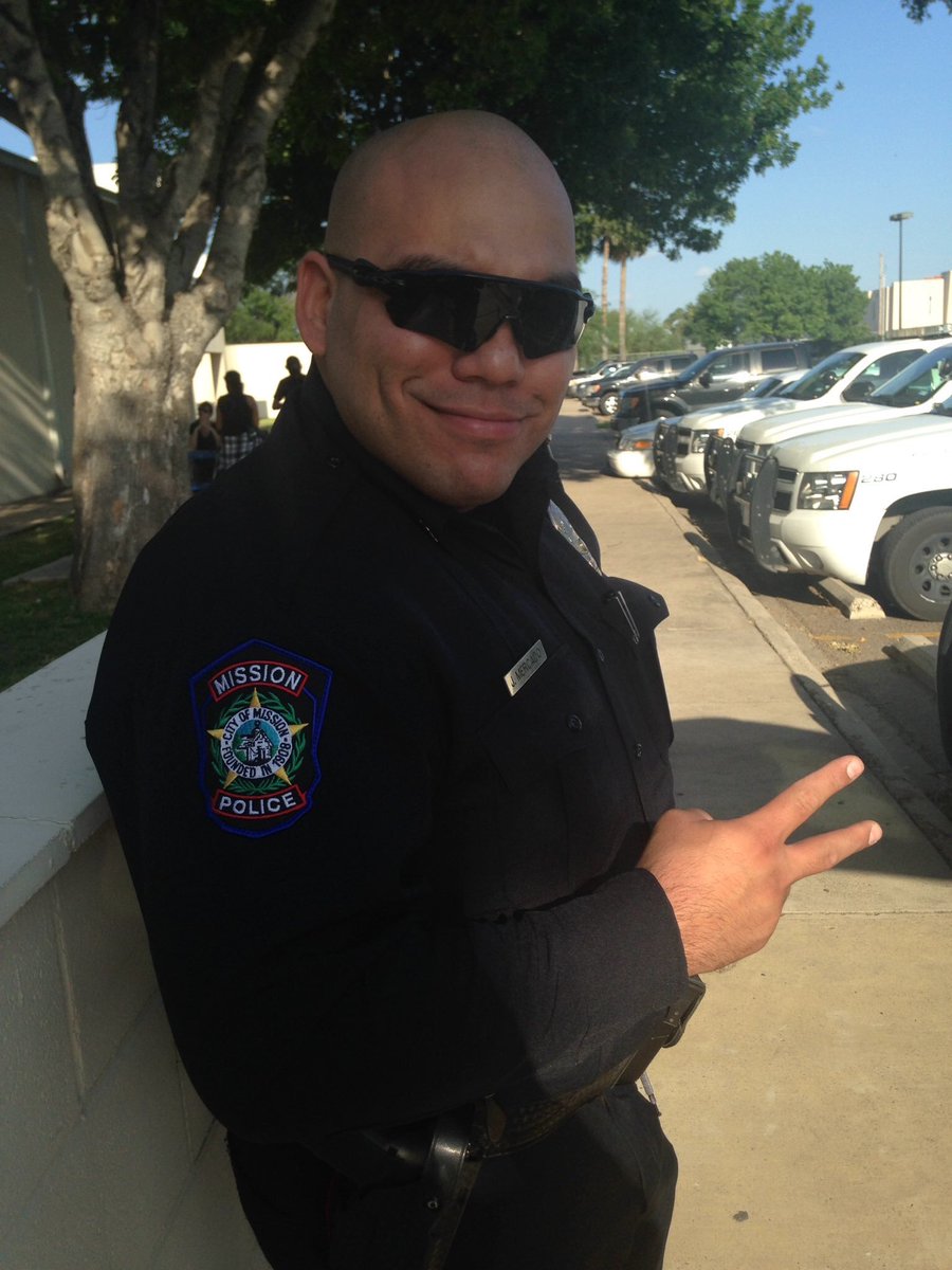 K9sOnPatrolLive's tweet photo. Ofc. @ELSTEVE_OHH 
+2 Secondary Car
+1 TV Star
+2 Detain
+5 Arrest
+3 Charges LV1 (DWI/Whip-its)

#LivePD #LivePDFantasyLG
@LivePDNation @Sgt_LarkinsGang 
@CityOfMissionTX @LadiesOfLivePD https://t.co/Dk2mzkOLMG