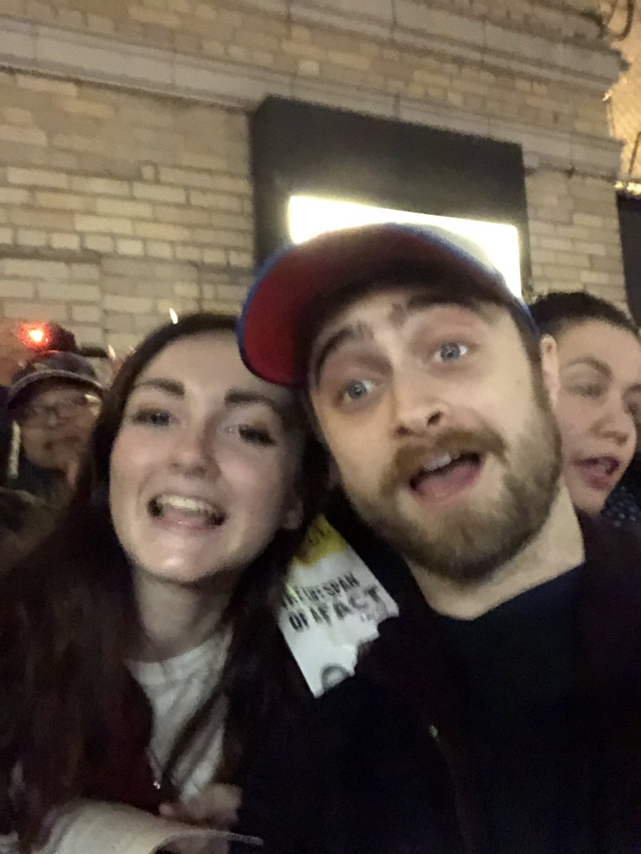 danjradcIiffe's tweet photo. i love him with my whole entire heart and soul. thank you so much for everything. thank you for being my reason. it was so great to see you again 💛💛💛 https://t.co/PL4LOMURmw