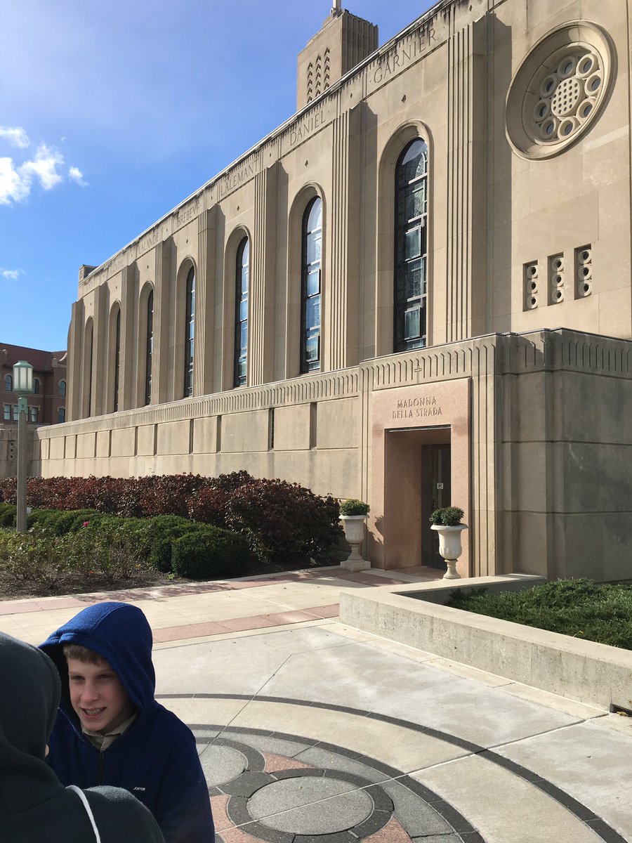 CatholicEmblems's tweet photo. @CatholicEmblems visited St Joseph College Seminary @LoyolaChicago @cometojoseph Scout Day of Recollection #ReligiousEmblems https://t.co/T1tNMyQQLB