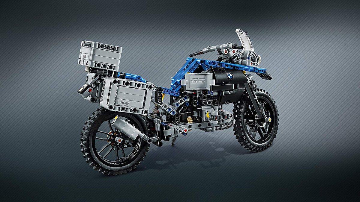 Accela バイク記事紹介 Twitterissa Bmwとレゴが共同開発した R10gsアドベンチャーのレゴレプリカ スタンドを上げて発進させると むきだしのシャフトドライブと2気筒ボクサーエンジンが動き トップケースとパニアケースも開閉可能 更に 空飛ぶバイクにも変形 Accela バイク記事紹介 Twitterissa Bmwとレゴが共同開発した R10gsアドベンチャーのレゴレプリカ スタンドを上げて発進させると むきだしのシャフトドライブと2気筒ボクサーエンジンが動き トップケースとパニアケースも開閉可能 更に 空飛ぶバイクにも変形