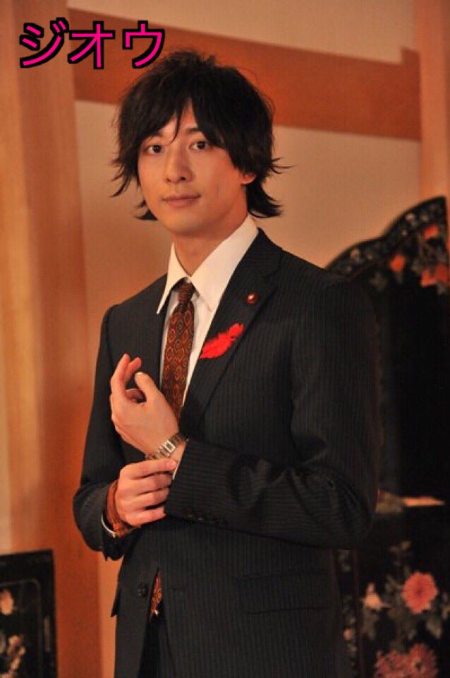 火野映司こと渡部秀さん、グリード並みに全く変わらない件。 #渡部秀