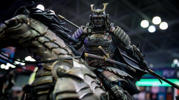 testedcom's tweet photo. #XMStudios' take on the DC universe caught our eyes at this year's #NYCC, especially this samurai spin on Batman. (Yes, say hello to #SamuraiBatman!) https://t.co/HDYTaPy5Dq https://t.co/DWzO1K576E