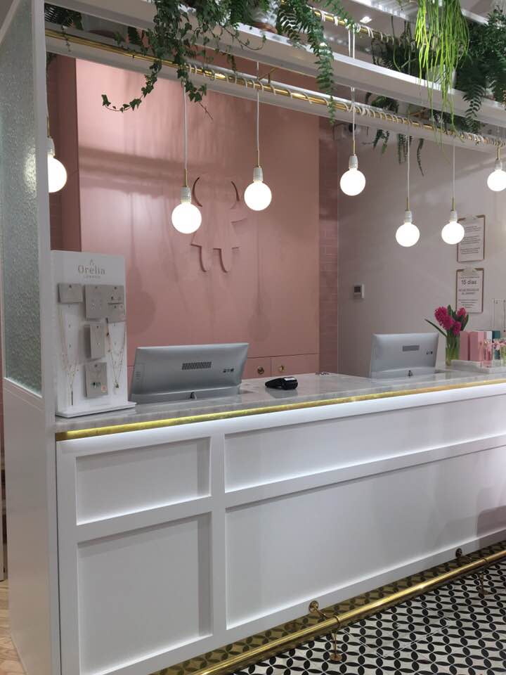 EXXENTDECOR's tweet photo. Ideas para tiendas con nuestras #molduras, perfiles arquitectónicos, #cornisas y #zócalos
Info y venta on line: https://t.co/BSlPMAqy2p  #Decoraciones #deco #interiordesign #arquitectos #reformas #orac #estilo https://t.co/cdJaBS23BQ