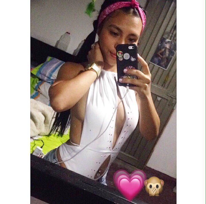 Valentina__04's tweet photo. 😍💋💋🙄 https://t.co/3nKXQx3YTx