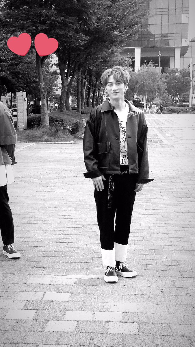 primcfly's tweet photo. @blanc7_kkid 키드키드생일축하행!!!
Enjoy your day!!!🎈🎂🎈

#KkidAppreciationDay #KKidSelcaDay 
#HappyKkidDay https://t.co/AkeFK7s4Sb
