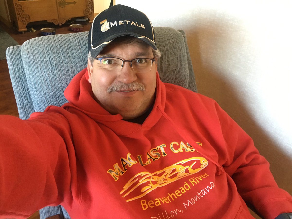 StackTheSilver's tweet photo. In the easy chair in #DillonMt go @MSUBobcatsFB. go Troy #15
#whereiroot https://t.co/4cRT2yjF2K