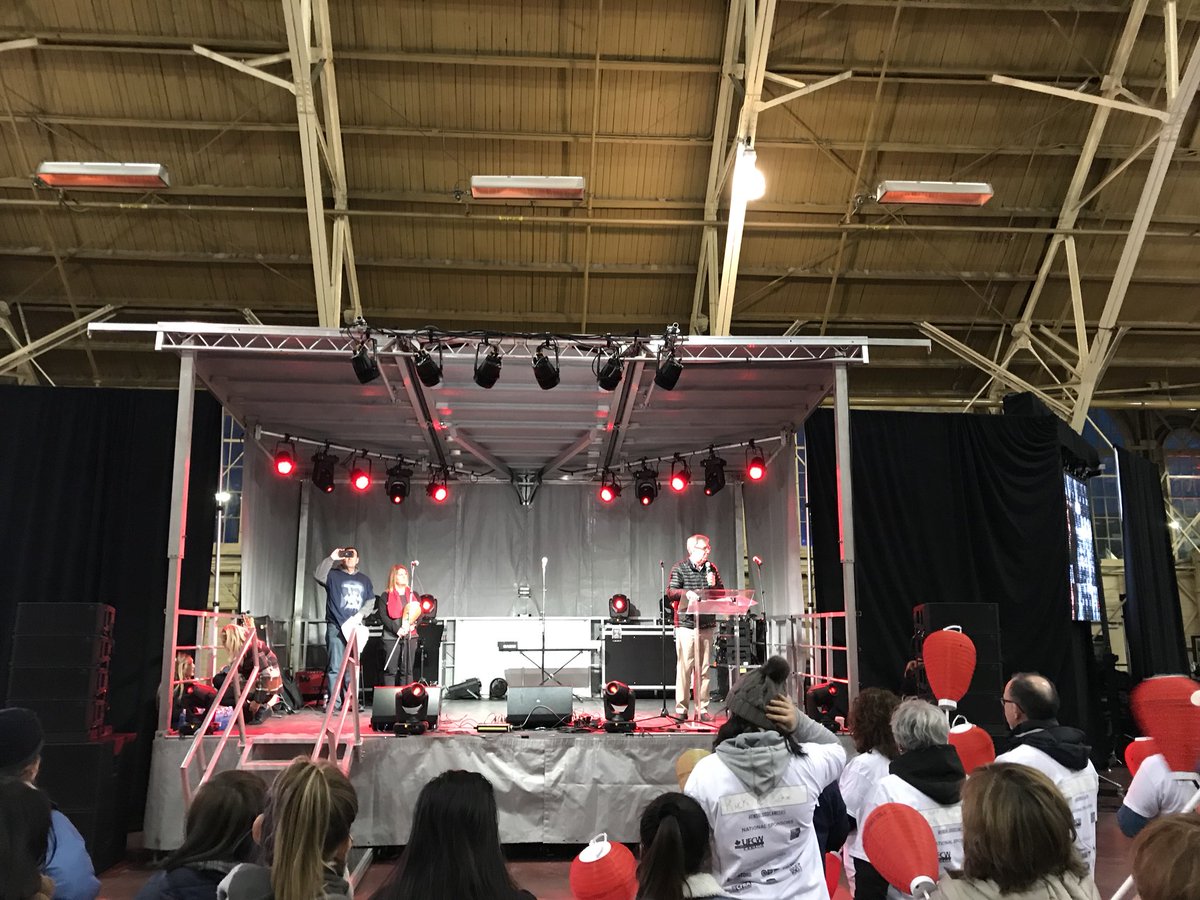 JimWatsonOttawa's tweet photo. A heartfelt thanks to the 35,000+ canadians taking part in this evening’s Light The Night Walk in celebration of blood cancer survivors - great to see so many participating in #Ottawa 
An emotional night for all, and a great reminder to be thankful for life every single day. https://t.co/uRoNatLmRQ