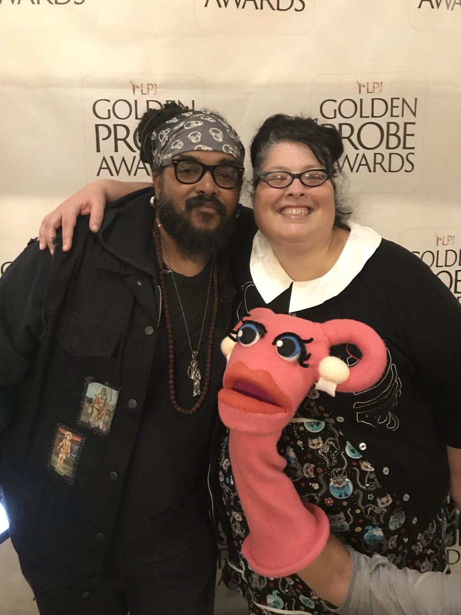 emilyrems's tweet photo. Hobnobbing with Eunice the Uterus at the @LadyPJustice #goldenprobes 2018! https://t.co/0bgLaoLM3D