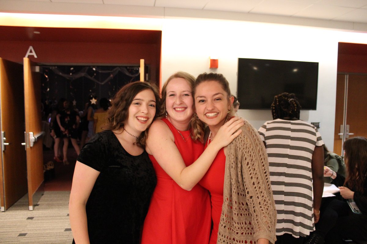 miamiHSAB's tweet photo. Thanks for making Honors Formal 2018 a night to remember! ✨ https://t.co/Z5i0p53zSQ