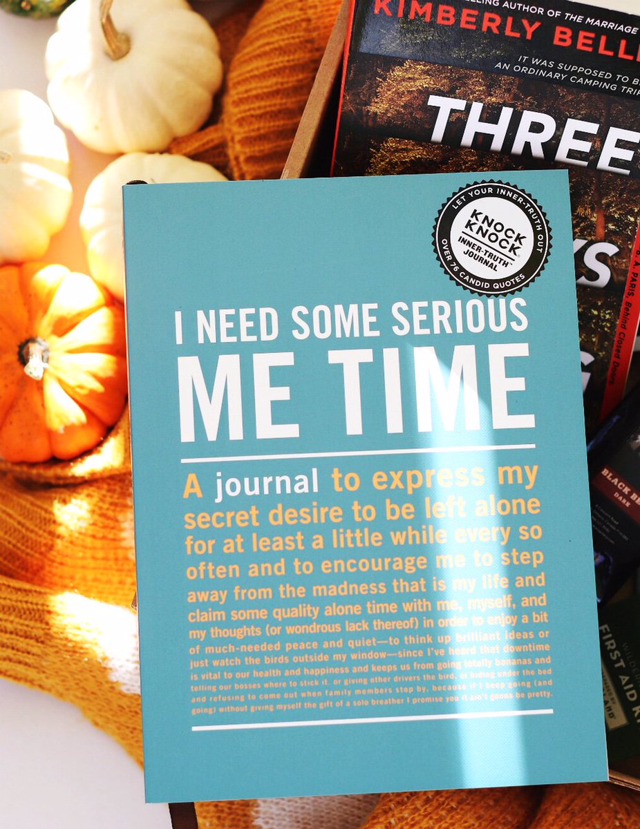 trysmallthings's tweet photo. October's @SweetReadsBox is scary good! Ready for a cozy night in with #ThreeDaysMissing by @KimberlySBelle, @BrockmannsChoc's Truffini truffles, @knockknock's Me Time Journal and more. What are you reading tonight? #ad #gifted #sweetreadsbox https://t.co/RNqCxPGLzZ