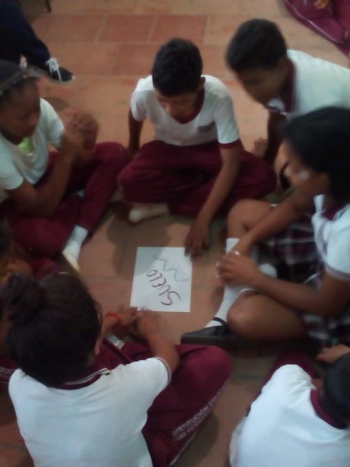 realizando charlas sobre la educaci&oacute;n ambiental   @SENA- CFMA https://t.co/I2B8up2JUS