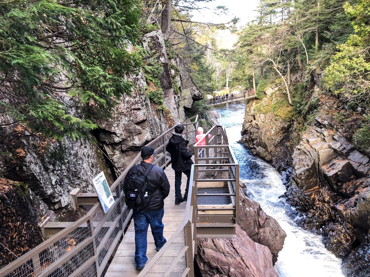Planning a trip to the #Adirondacks? A trip to <a href="/HighFallsGorge/">High Falls Gorge</a> should definitely be a stop on your trip! 

#highfallsgorge #hosted #Adirondackmountains #lakeplacid