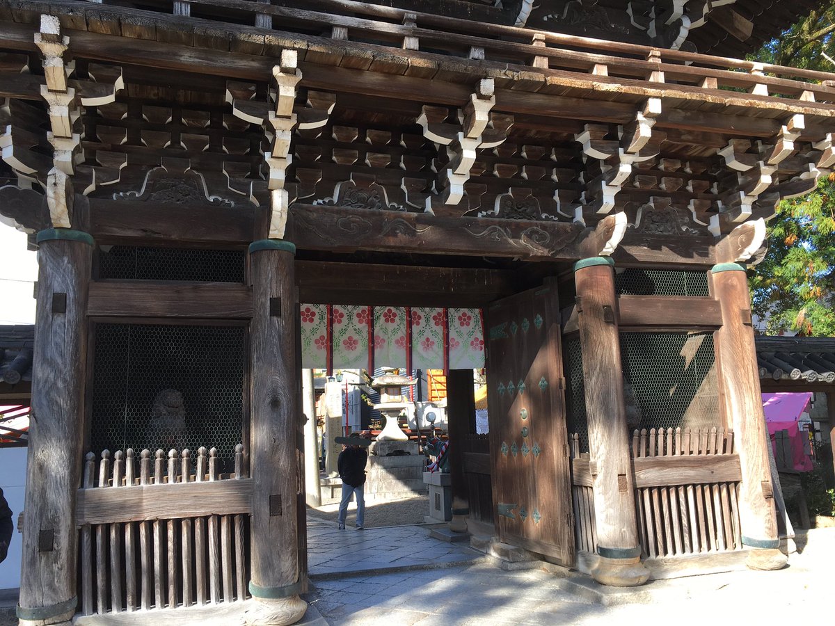 2話に登場した天神さん。お祭りなので今日は結構混んでます。 
