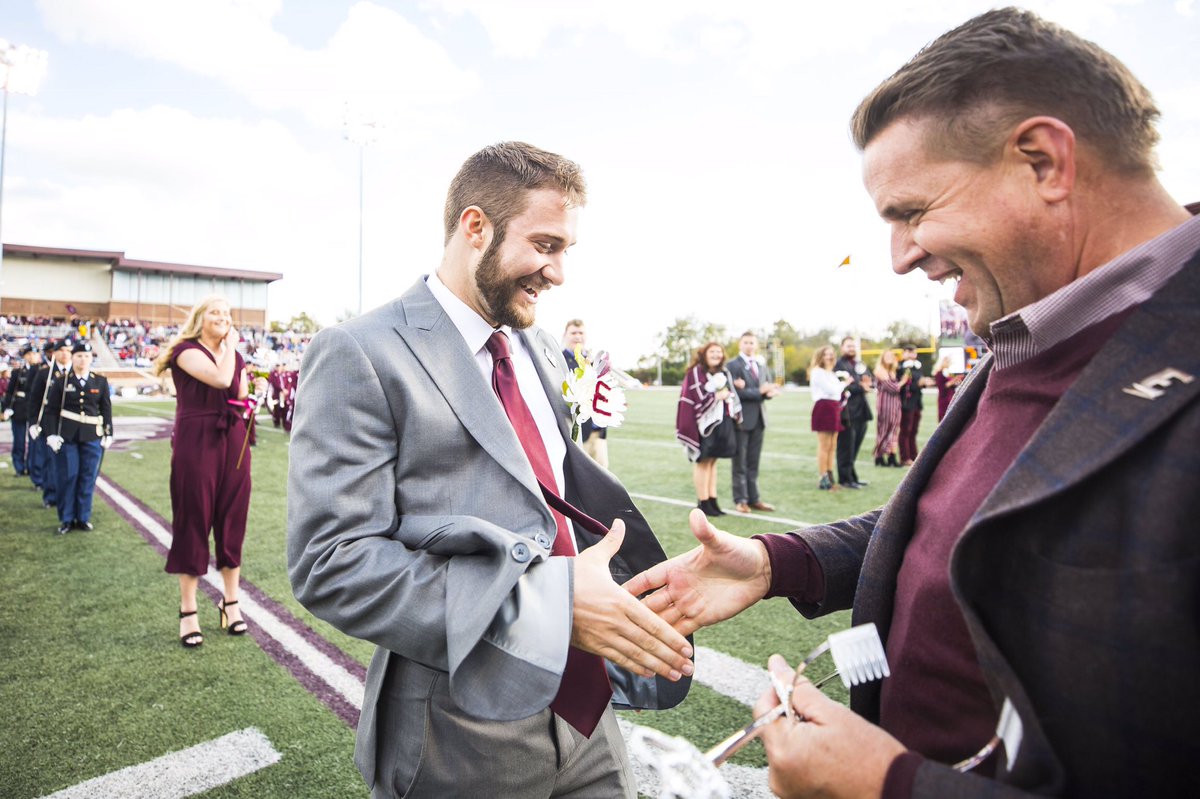 eku's tweet photo. Congratulations to our #EKUHC2018 Court - and all the #EKU Homecoming candidates. 👑🏈🎉
(📸 See more photos on the Eastern Kentucky University FB page) https://t.co/prroQTnpGg