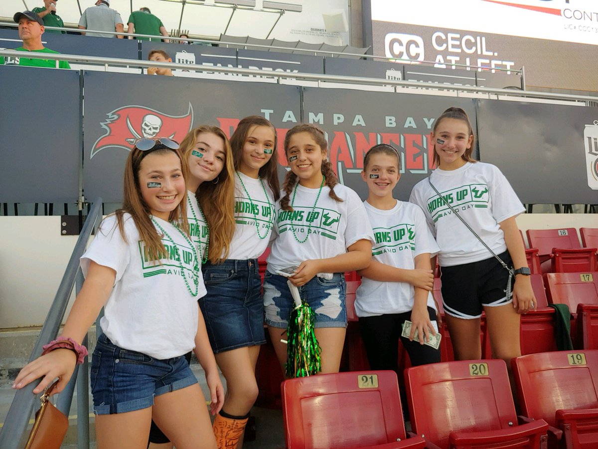 Claire Mawhinney (@mawhinneyclaire) on Twitter photo Randall AVID hosts a night for students, parents and staff at the USF Bulls’ game! <a href="/HCPSRandallMS/">Randall MS</a> <a href="/AVID4College/">AVID</a> <a href="/HCPSArea5/">HCPS Area 5</a> Randall AVID hosts a night for students, parents and staff at the USF Bulls’ game! <a href="/HCPSRandallMS/">Randall MS</a> <a href="/AVID4College/">AVID</a> <a href="/HCPSArea5/">HCPS Area 5</a>