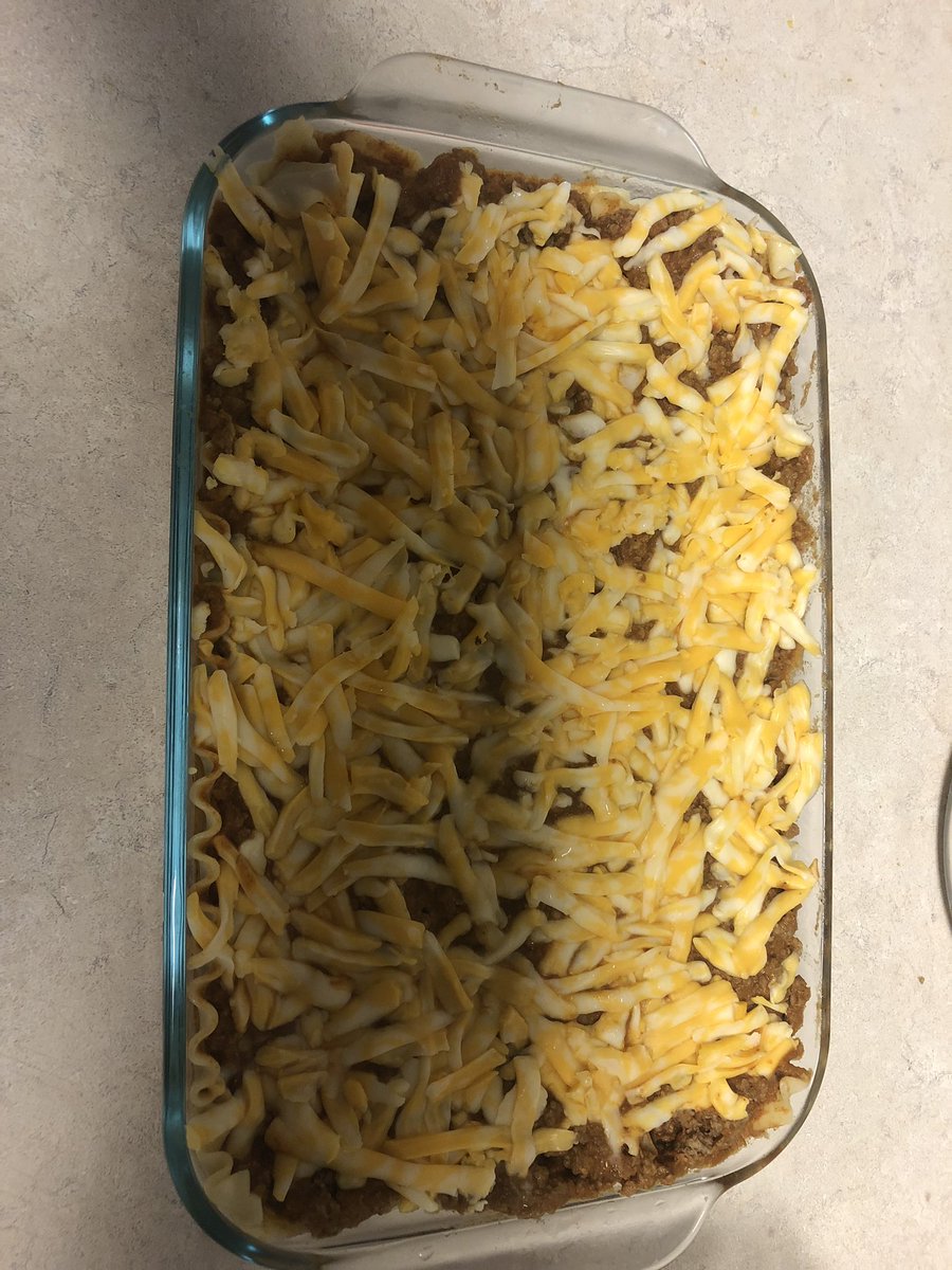 DarinVialpando's tweet photo. I was delayed on my flight home. Got home late. Family away for weekend.Found 2 post it notes. Went to bed. Started working on my list of stuff today and forgot about the notes and went to make me dinner and found.dinner/dessert in fridge. #IWASMISSED #GPUG #GPUGSUMMIT2018 https://t.co/JfsYM6uWn2
