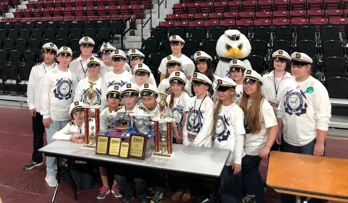 EagleHSRobotics's tweet image. Winning faces 😁😁 @msbestrobotics @BESTRobotics #currenteventsBESTrobotics #BESTRobotics25years #thanks2BESTRobotics