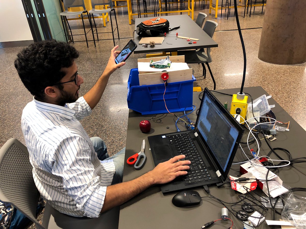 WSSIatASU's tweet photo. The @asu teams are testing their projects & the presentation sched is set for our side of the @PLuSalliance #ResourCEhack for #circulareconomy. Can the @UNSW teams bring it? #RISN #RISNincubator @EntrepreneurASU https://t.co/C4YUwBf28w