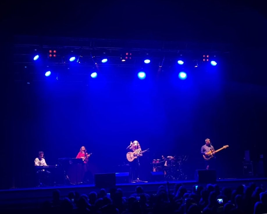 mariasanchez_es's tweet photo. ShowTime @sanmihanovich #Acústica Teatro Gran Ituzaingo 
#Oeste @vanemihanovich @solmihanovich @pulsargigante #AleDevries https://t.co/0033U5ynt3
