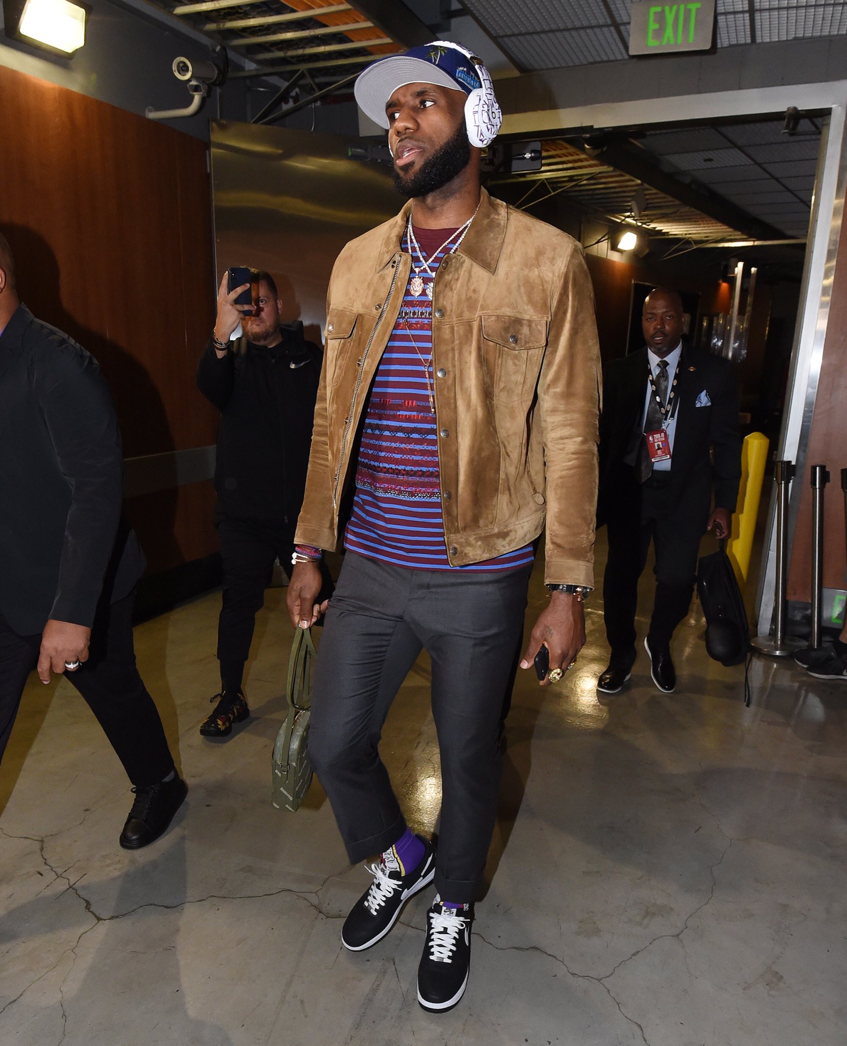 Complex Sneakers on X: .@KingJames arrives for Game 5 in “MoMA