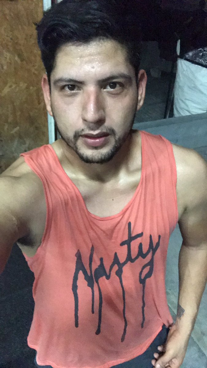 PONTKD's tweet photo. Después de un largo entrenamiento https://t.co/NFEQyam2M6