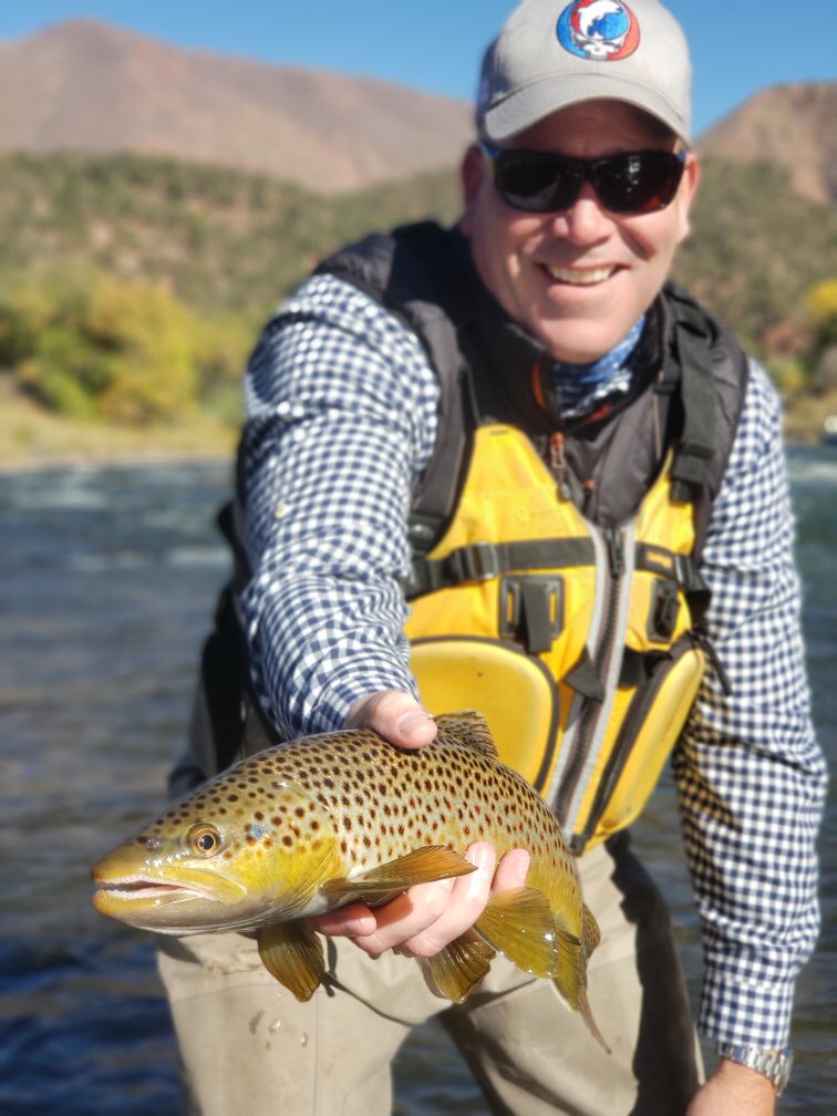 Cowboy_Griff's tweet photo. @VVAnglers delivers again! #browntrout #FlyFishing #roaringfork good work otter! https://t.co/IaPgSl4WQq