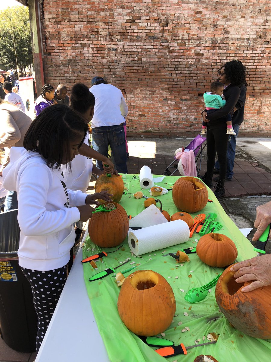 COBlytheville's tweet photo. Photos from the 38th Annual Blytheville Chili Cook-Off 2018 hosted by Main Street Blytheville in Historic Downtown Blytheville. Please tag yourself and your loved ones in the photos and share them with your friends! #ChiliCookOff2018 #Blytheville #DowntownBlytheville #HarvestTime https://t.co/cTsqeOaEzM