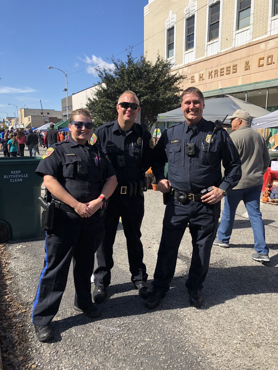 COBlytheville's tweet photo. Photos from the 38th Annual Blytheville Chili Cook-Off 2018 hosted by Main Street Blytheville in Historic Downtown Blytheville. Please tag yourself and your loved ones in the photos and share them with your friends! #ChiliCookOff2018 #Blytheville #DowntownBlytheville #HarvestTime https://t.co/z6yhUAzgC6