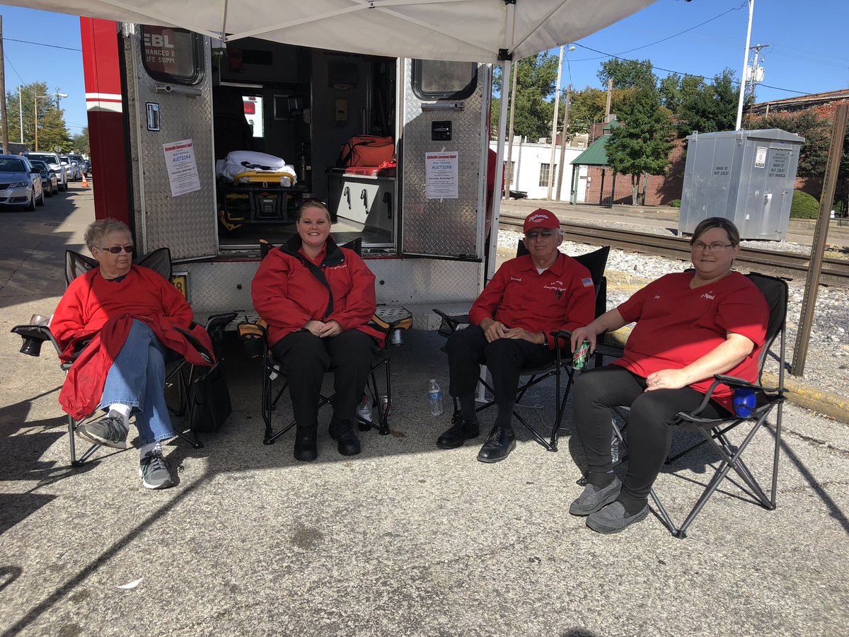 COBlytheville's tweet photo. Photos from the 38th Annual Blytheville Chili Cook-Off 2018 hosted by Main Street Blytheville in Historic Downtown Blytheville. Please tag yourself and your loved ones in the photos and share them with your friends! #ChiliCookOff2018 #Blytheville #DowntownBlytheville #HarvestTime https://t.co/TD0RFawrQC