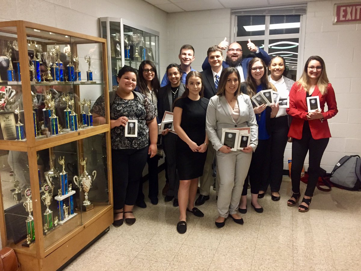 Shepherd_DF's tweet photo. Shepherd Debate and Forensics came out swinging at our season opener! We were proud to host the Collegiate Forensics Association Fall Tournament at our campus this past weekend. Shepherd took 2nd place in Team Sweepstakes with many first place finishes!! #ramsontop #shepdebate https://t.co/lx62LVaieY