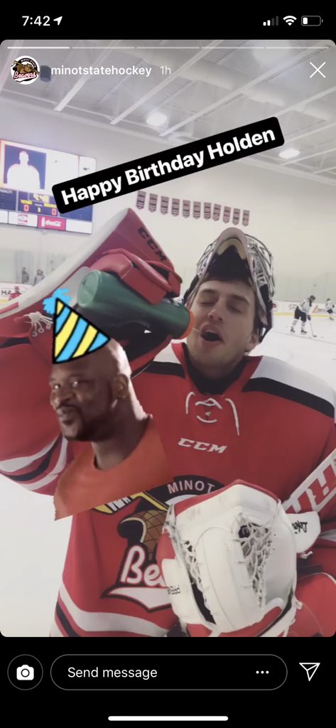 LarryLipper's tweet image. It’s my roommates birthday @H_Kurtz29