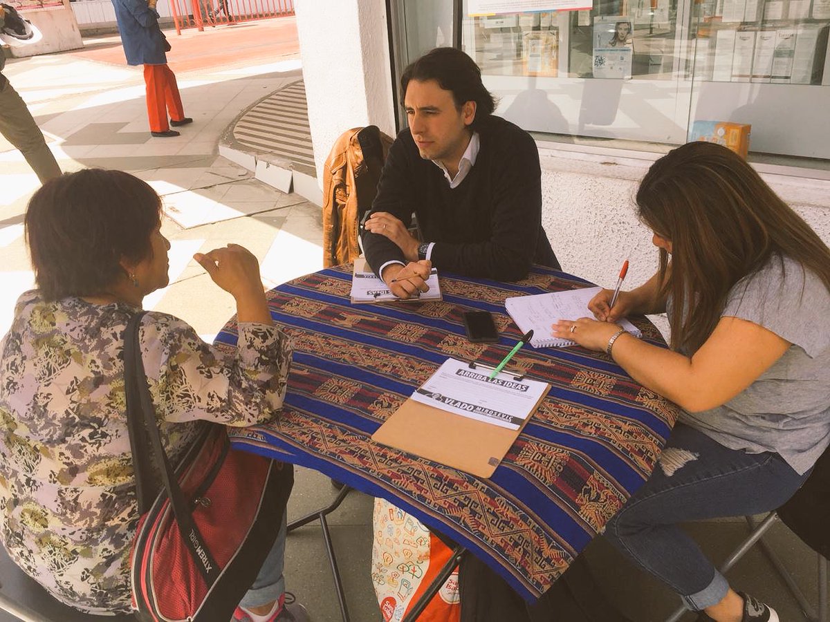 Hoy sábado en #Arica hicimos una nueva #AtenciónCiudadana.

Gracias a todos los que nos acompañaron en esta experiencia por una democracia más directa! <a href="/Liberales_Chile/">Partido Liberal</a>