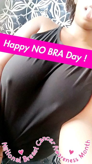 #happynobraday #BreastCancerAwareness #boobtober https://t.co/FSKV5HW0LZ<a href="/tag/happynobraday"class="tags">#happynobraday</a><a href="/tag/breastcancerawareness"class="tags">#BreastCancerAwareness</a><a href="/tag/boobtober"class="tags">#boobtober</a>