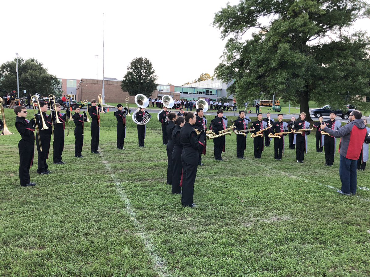 B1ueJeep's tweet image. #UDMC getting ready to rock the house at Upper Moreland. #SDOUD @UpperDubSuper @UDHSCardinals #She_is