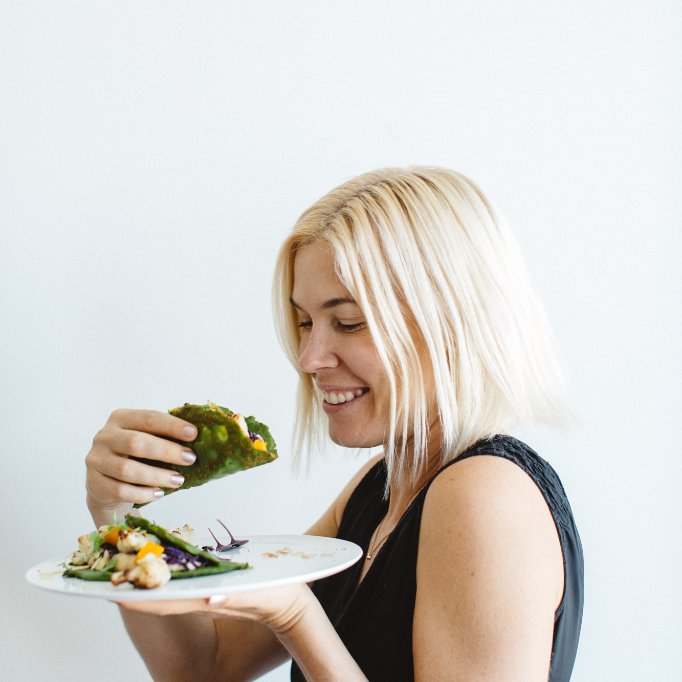 EatFitFood's tweet photo. *Goes on restrictive diet
*Feels deprived
*Cheats on restrictive diet
*Feels like a failure.
.
Stop the cycle, break up with dieting! You don't have to be restrictive to see results.
Healthy eating for life 🙌 https://t.co/gJvTmXxbD4