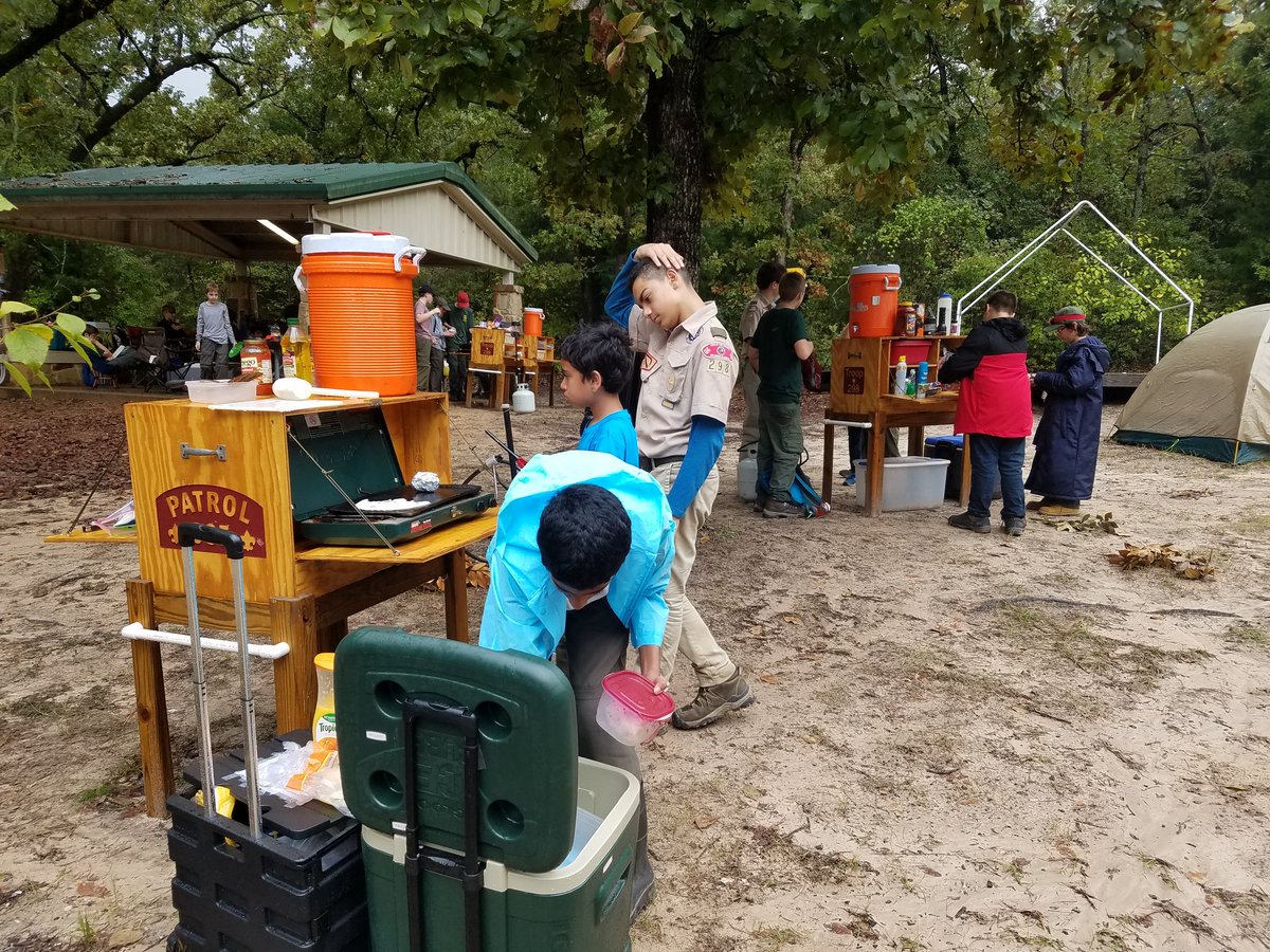 Troop298's tweet image. Boys working on dinner. Everybody is real hungry now. #Troop298