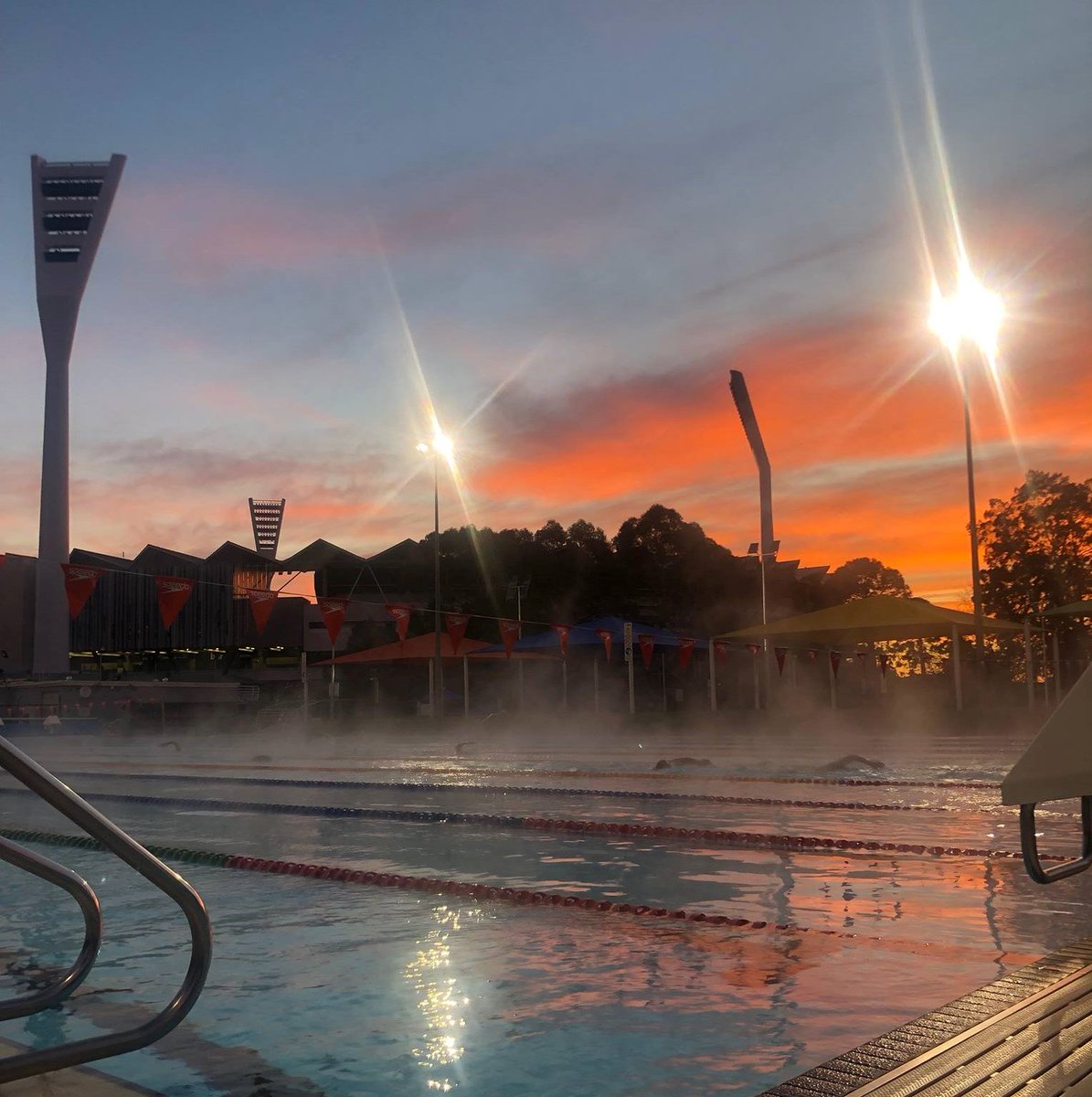GreaterGeelong's tweet image. 🏊‍♂️🏊‍♀️ Kardinia Aquatic Centre is waking back up for the warmer weather, with lap swimming now available! The full centre will open from 1 November. Check before you plan a visit: bit.ly/2yjkvz5