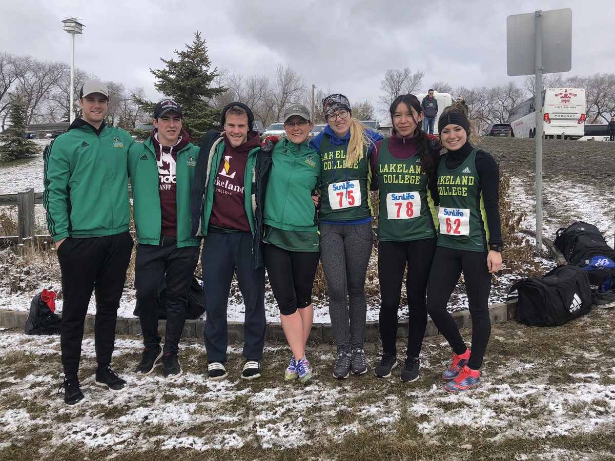 jackiebender00's tweet photo. Race day! #Rustlers #LakelandCollege https://t.co/IwFu6DyyMb