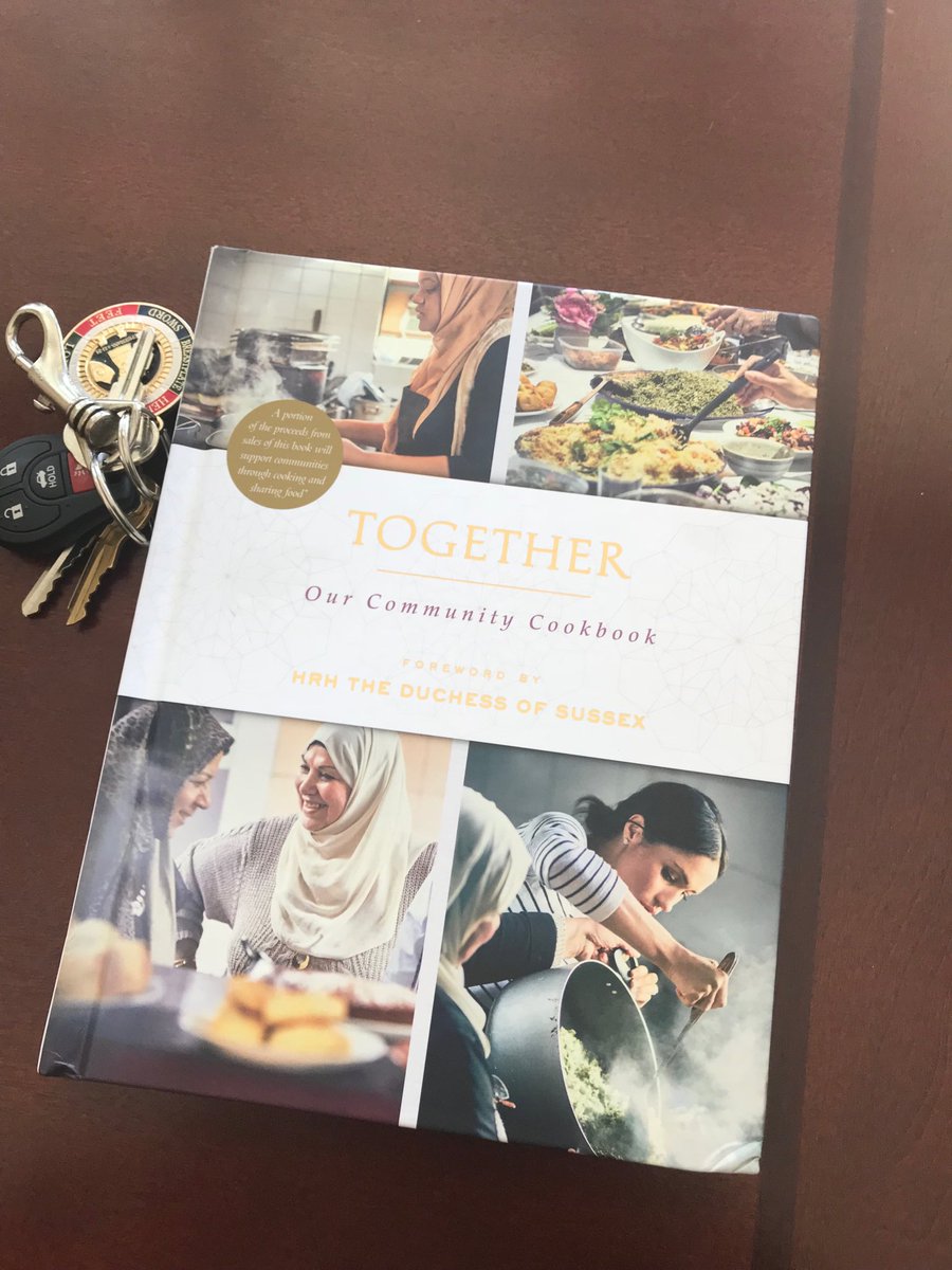 pjtStormborn's tweet image. Finally  Together... #DuchessMeghan good job ⁦@KensingtonRoyal⁩  #hubbcommunitykitchen