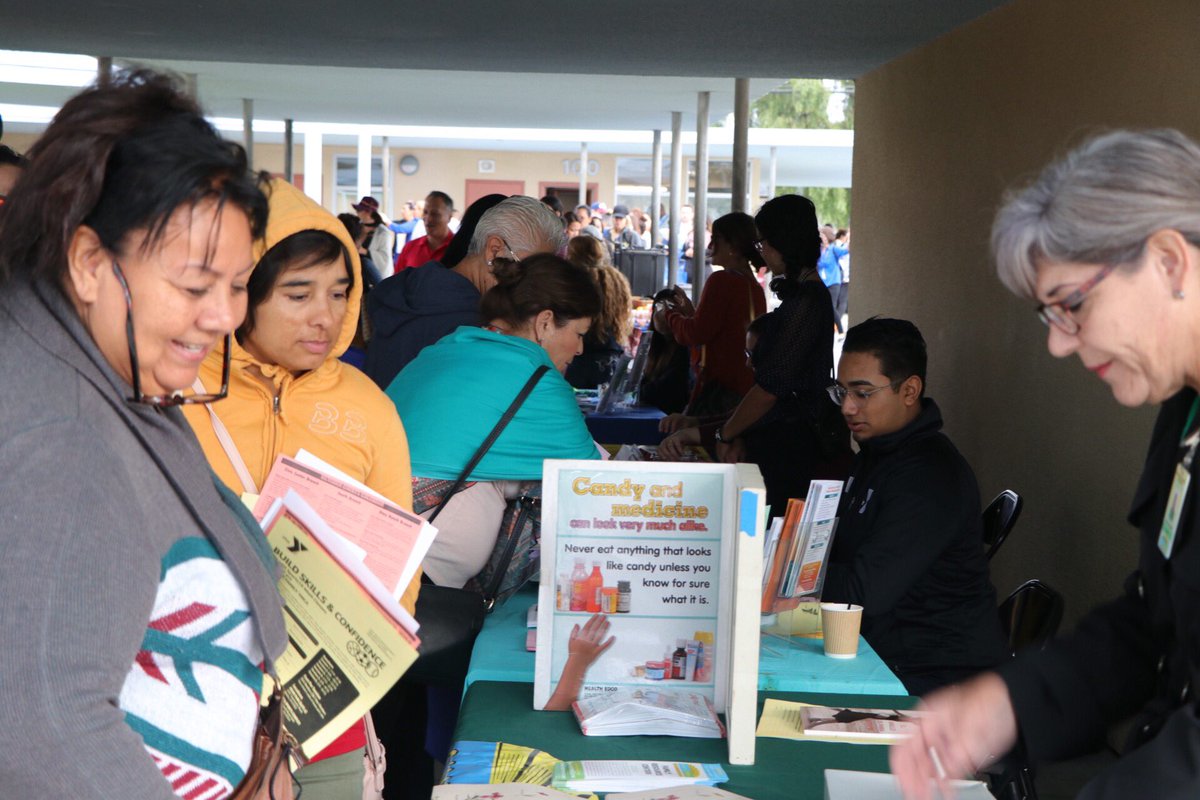 CVESDNews's tweet photo. We love our #CVESDParents! Great learning and networking going on today at the Fourth Annual Parent Academy. https://t.co/MaT0xzgmUO