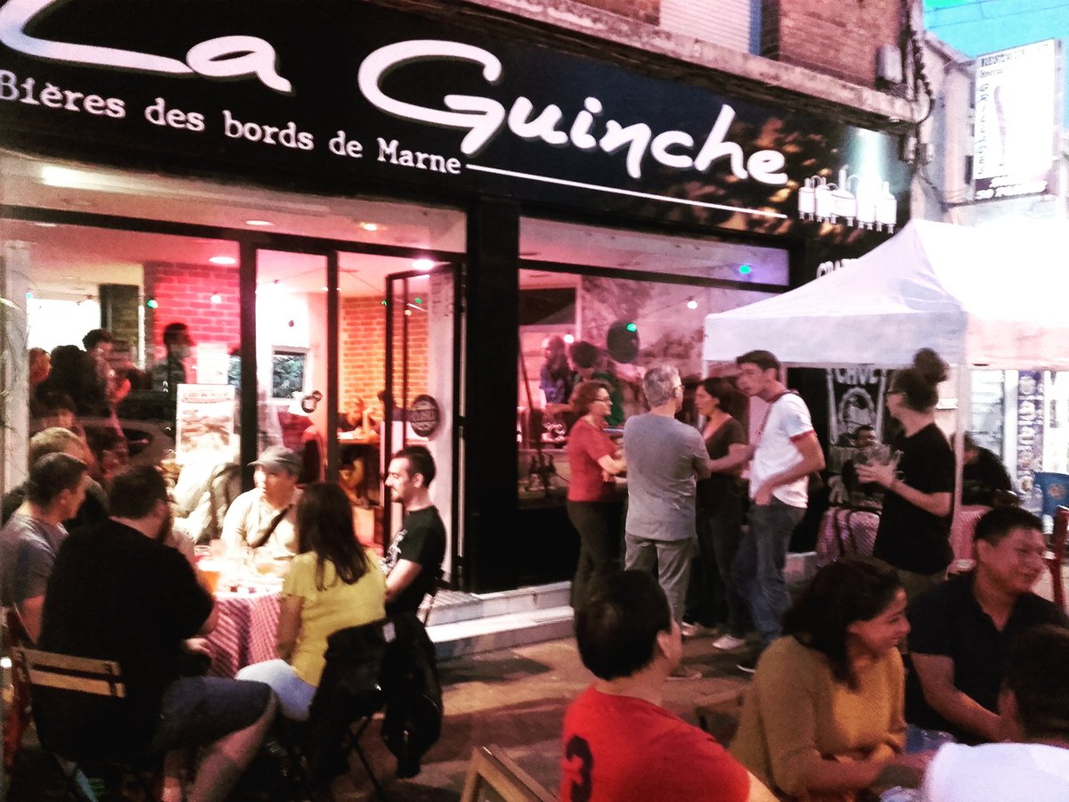LaGuincheBieres's tweet photo. Une soirée à #Chelles
#octobeer
#SortiraChelles #laGuinche #CraftBeer #artisanat77 #bieresartisanales #Biere #dansle77 #brewpub77 #brewpub #CraftBeer #beer #madein77 #madeinchelles #locavorisme https://t.co/KMo4R6W4Xb