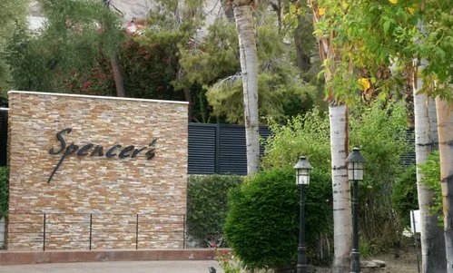 MeritMoving's tweet image. Dining Out for Life Greater Palm Springs 2018 raises $280,000. Harold Matzner’s Spencer’s Restaurant top fundraiser in North America
bit.ly/2yhbQOm