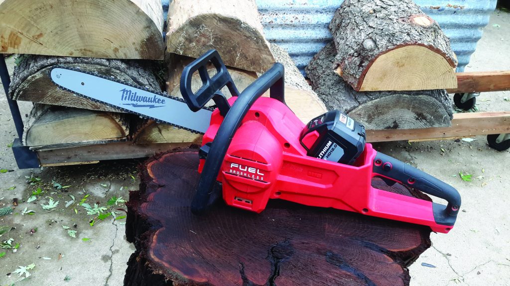 TAMDesignLLC's tweet image. Tool Test: Milwaukee Cordless Chainsaw dlvr.it/QnF30y