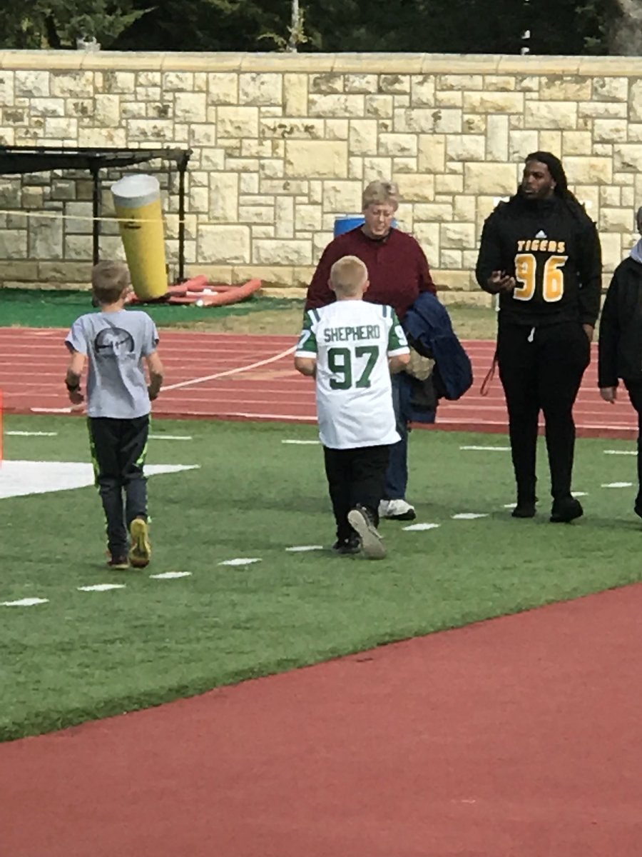 ☠️🦋Todd Elsen 🇺🇦 tweet media