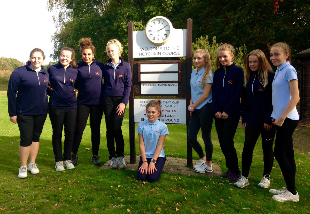 Leicestershire Foxes 🦊 away for the weekend perfecting their golf 🏌 #golfgirlsontour @LRlcga