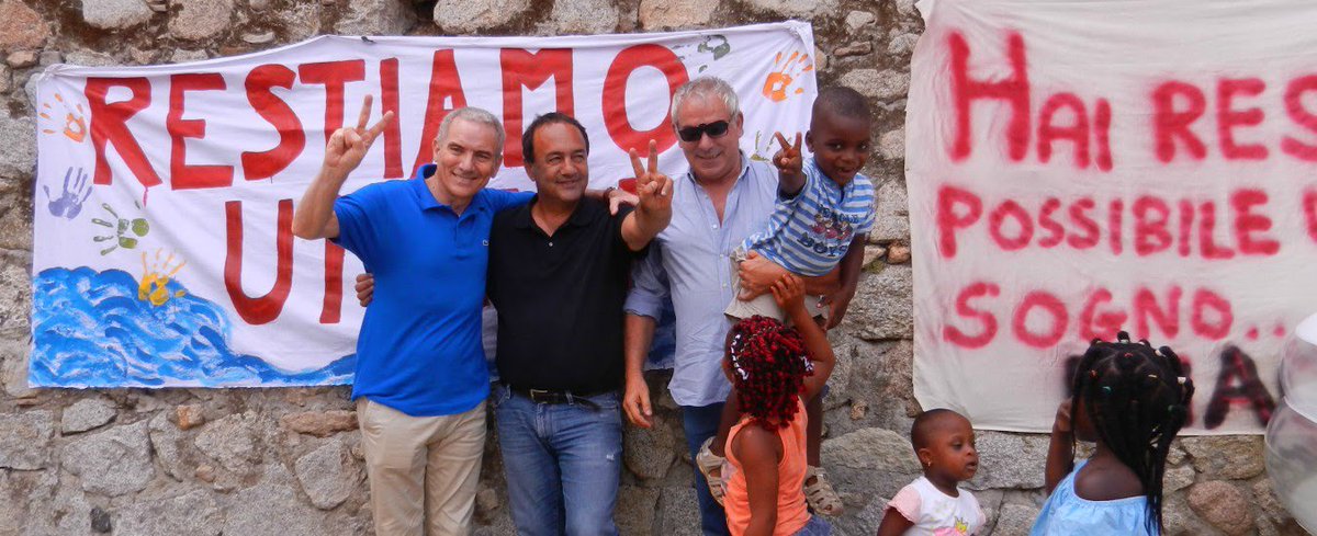 Riace, Viminale ordina trasferimento migranti: “Rendicontare spese fino a chiusura Sprar”. Lucano: “Vogliono distruggerci”