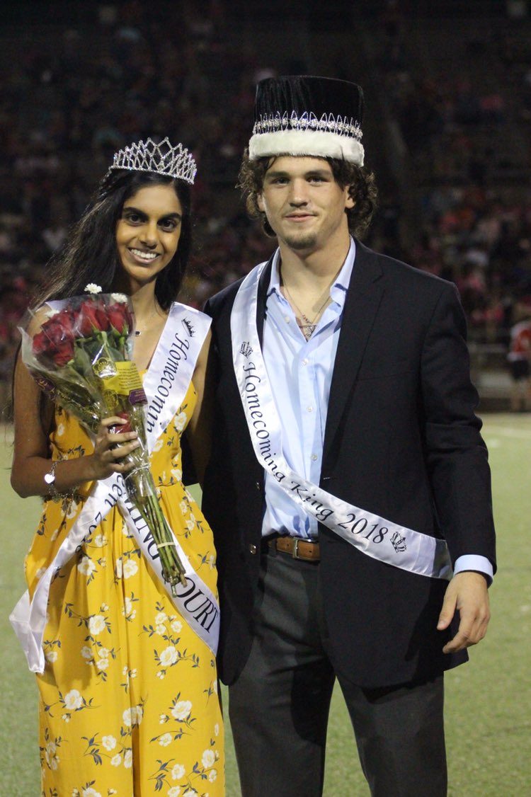 StuCo_Bulldogs's tweet photo. We are so excited that our very own vice president, Alina Malik, was announced as our homecoming queen last night!! Congrats to Alina &amp; Porter ❤️👑 https://t.co/oq7CpGnvX3