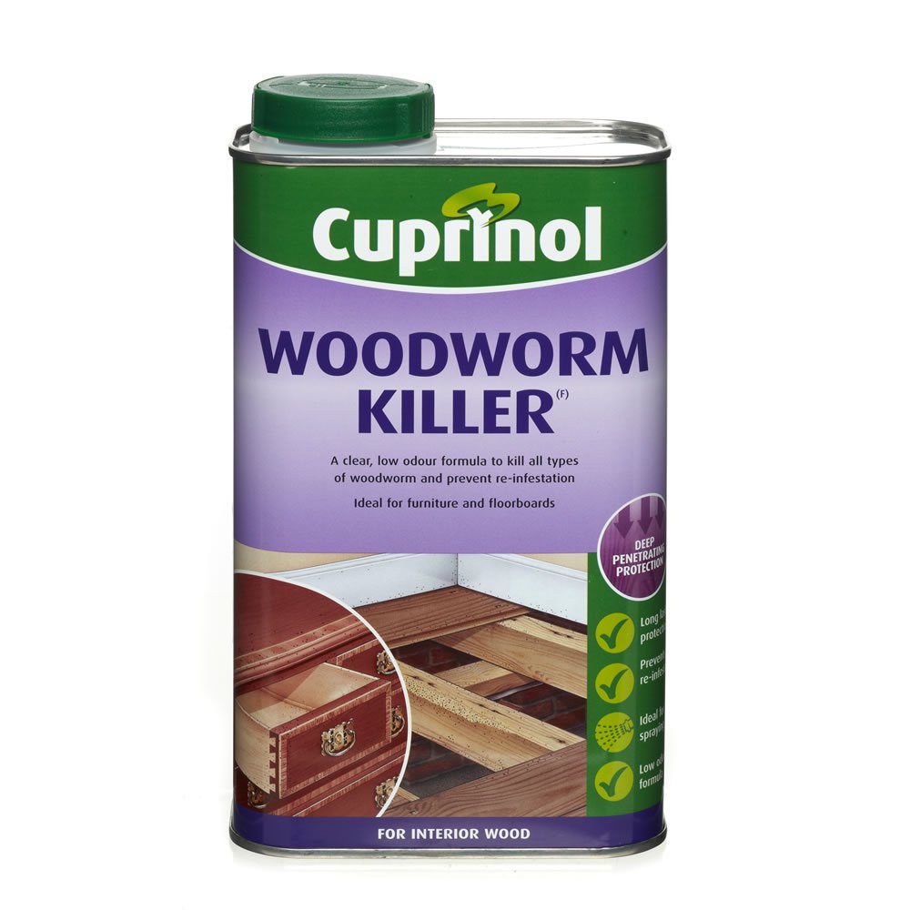 As Tess Daly is so wooden, she uses this instead of foundation #strictly2018 #StrictlyComeDancing #BBC #StrictlySpoiler